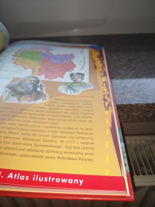 Atlas historyczny Historia Polski nowy twarda okładka wyd. Ibis