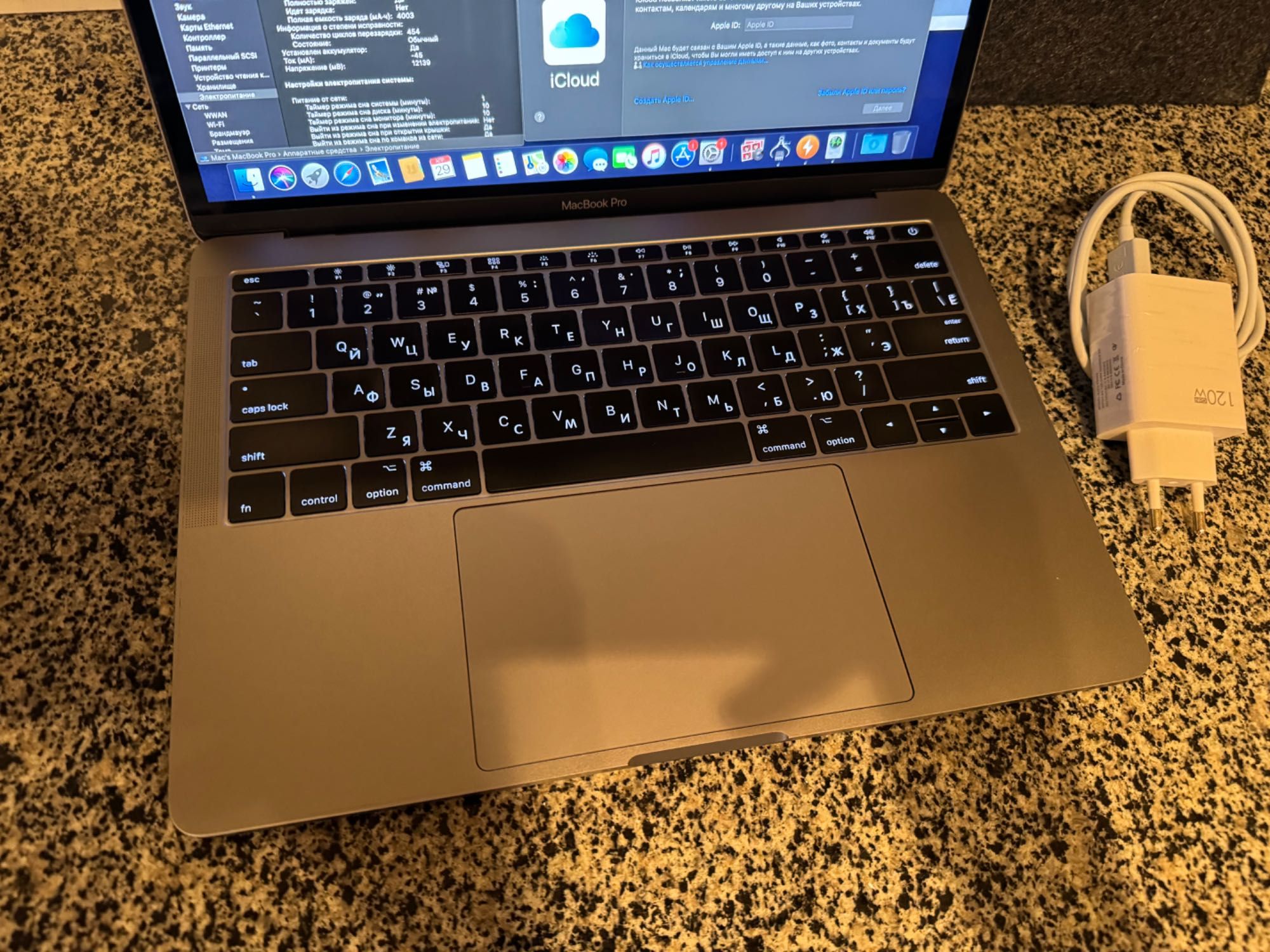 MacBook Pro 13 2017 16/128gb. Retina. 454 цикла акб.