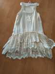 Vestido de Folhos em cascata