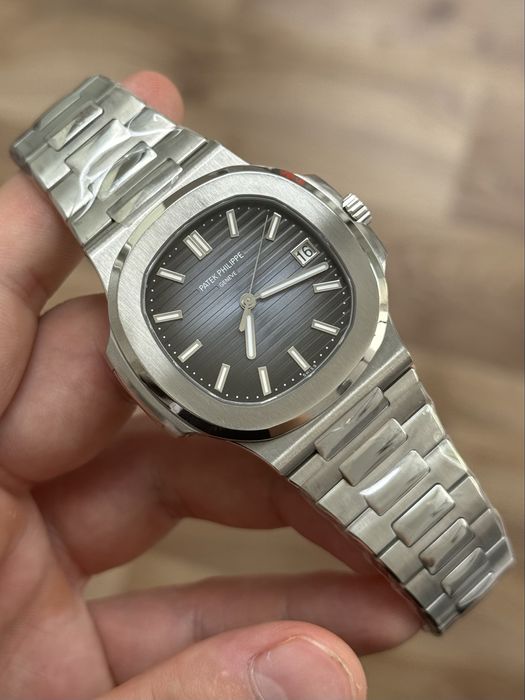 Годинник Patek Philippe Nautilus 5811