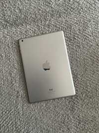 Apple iPad Air 16 GB A1474 uszkodzony