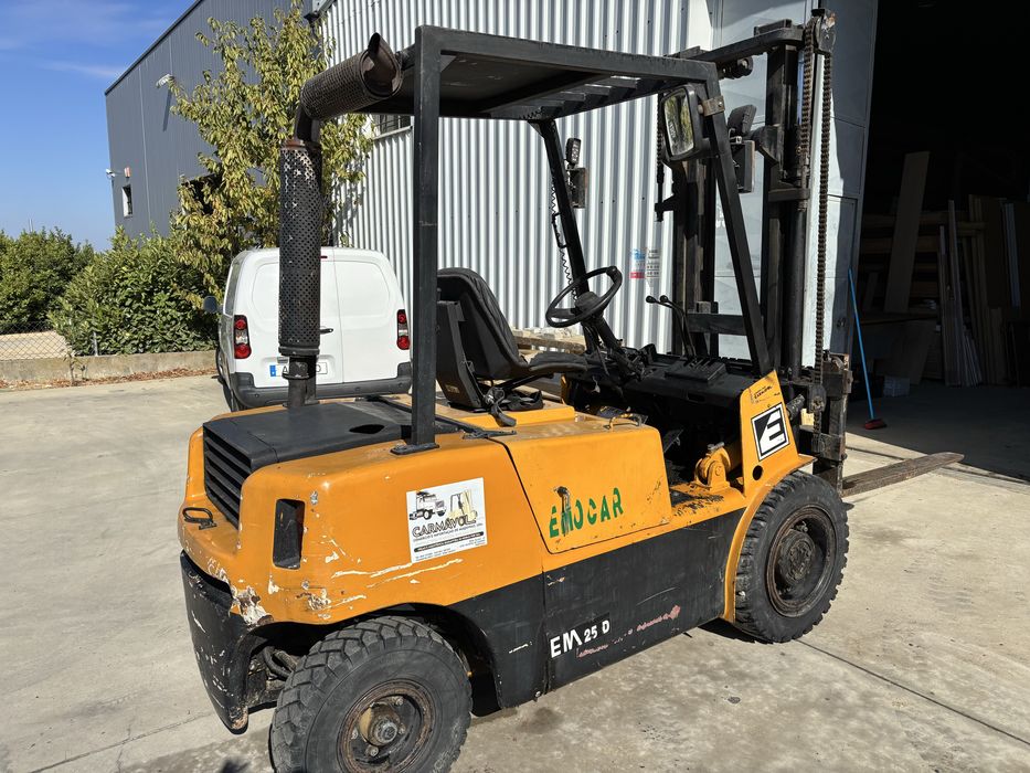 Empilhador 2.5 T