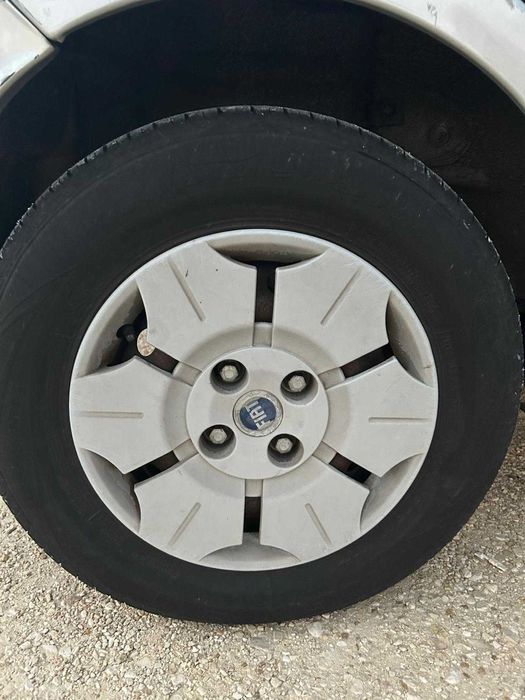 fiat panda com 95mil kms c revisao feita agora