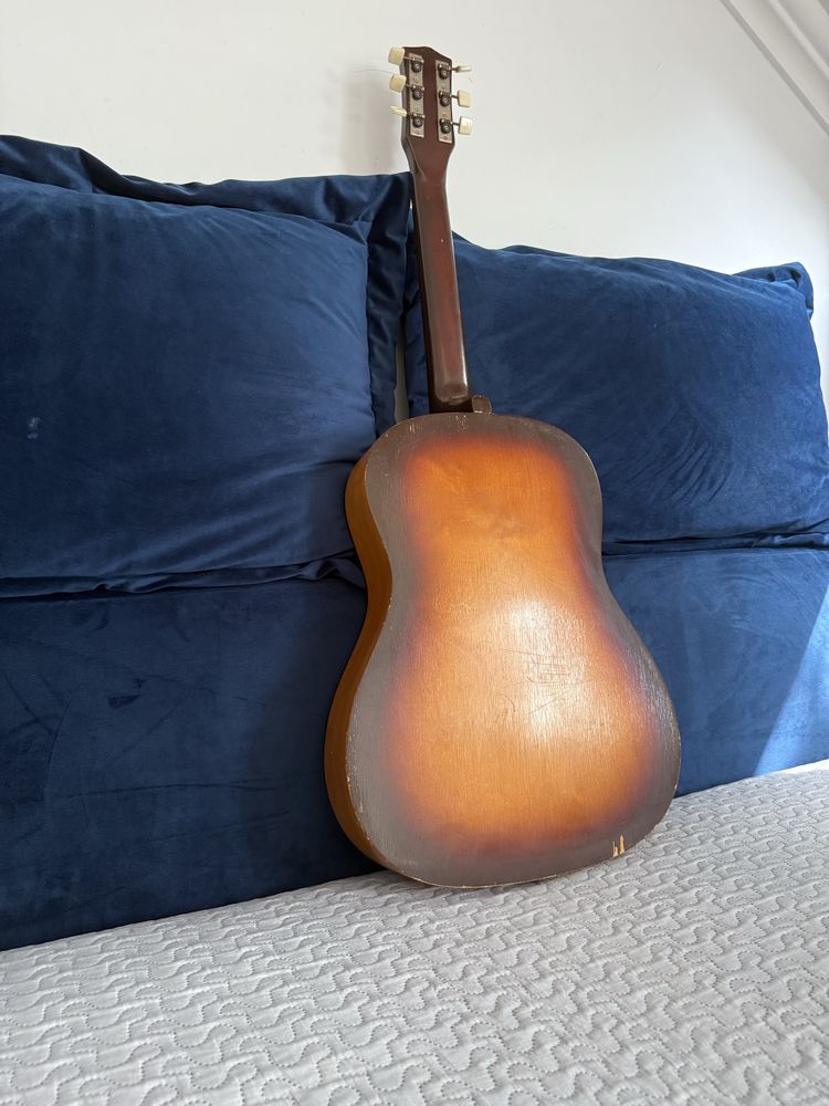 Piękna klasyczna gitara Akustyczna Polskiej firmy Defil