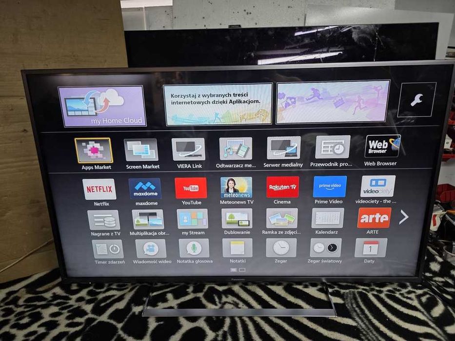 TV Led PANASONIC 47 cali- Smart- Wi-Fi  pilot