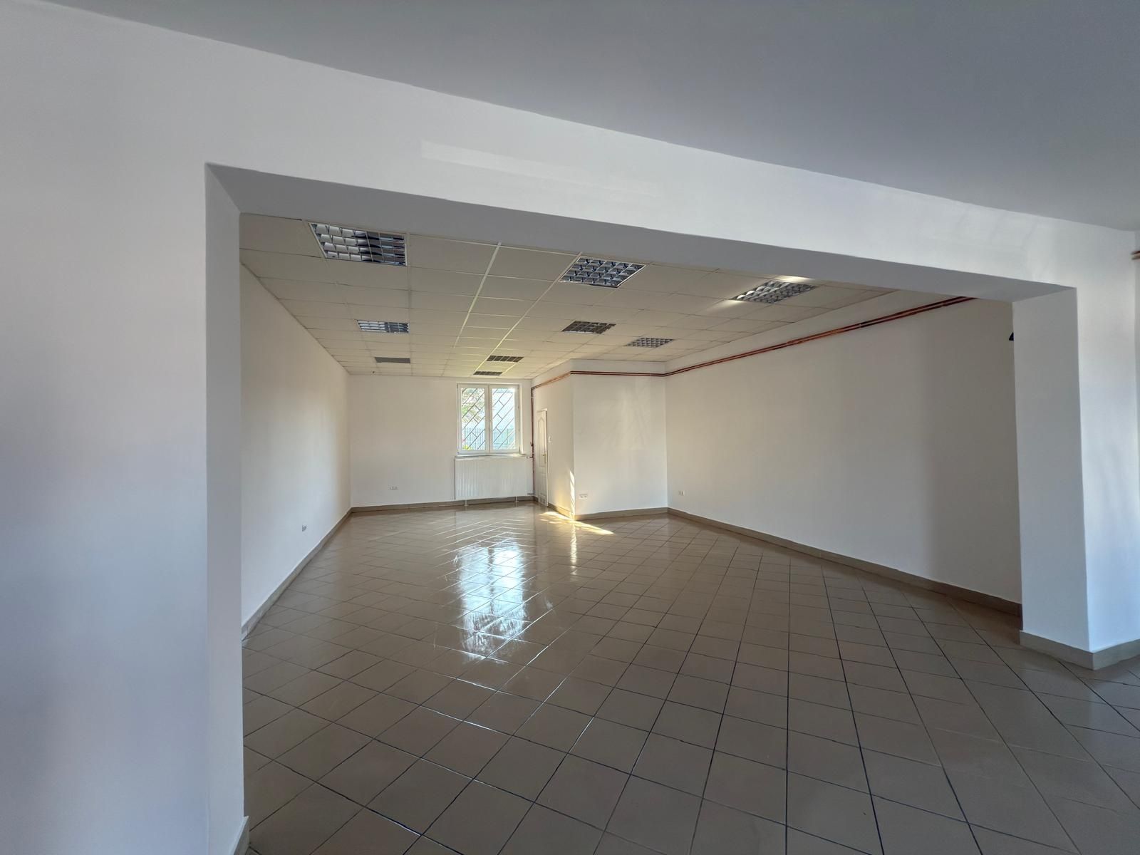 Lokal do wynajęcia Zakliczyn centrum Rynek 75m2