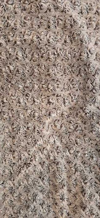 Manta quenre com pêlo