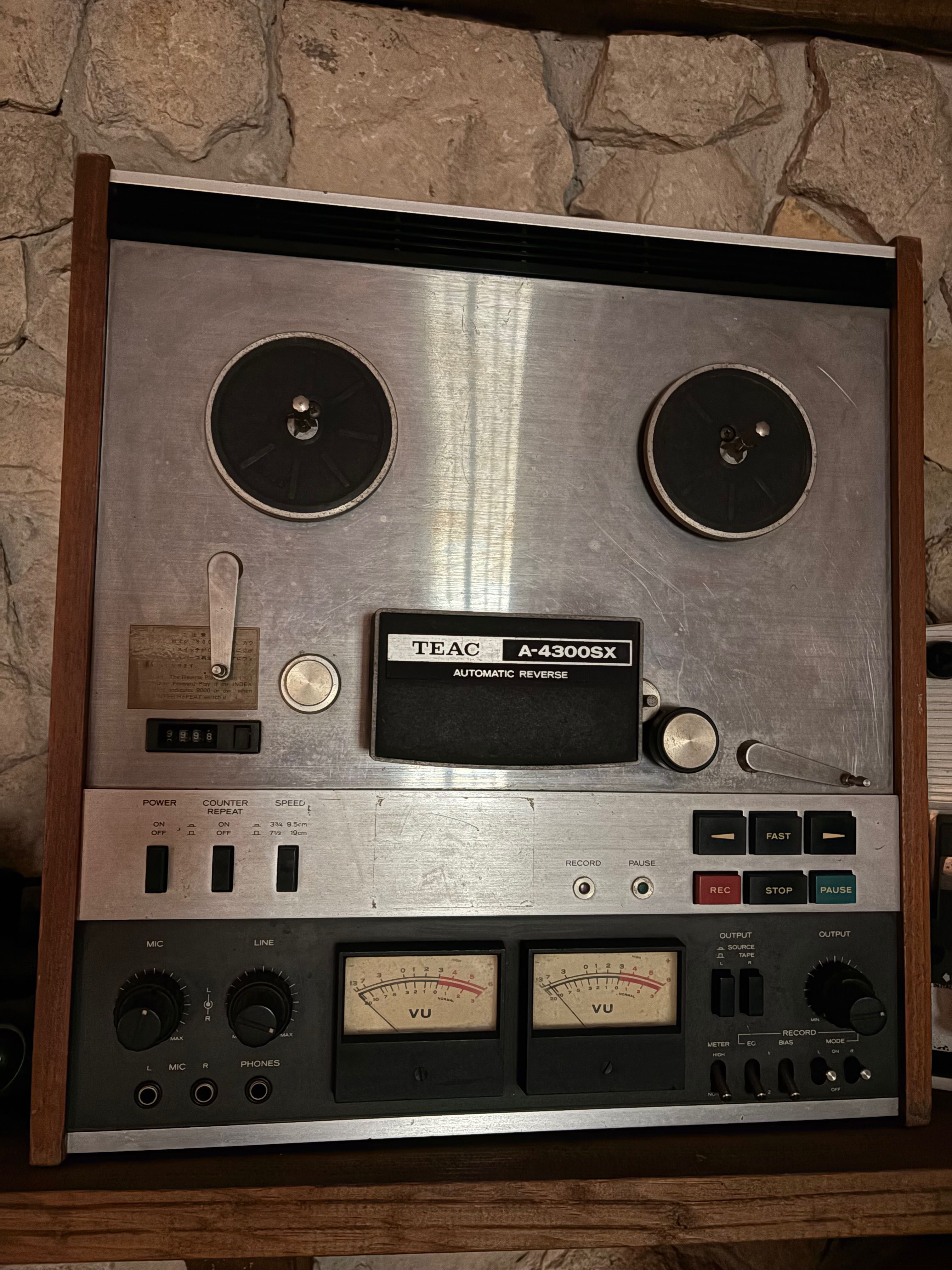 Gravador de Bobines Profissional Marca TEAC