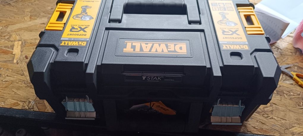 Klucz udarowy DeWalt dcf 900. 2024 rok