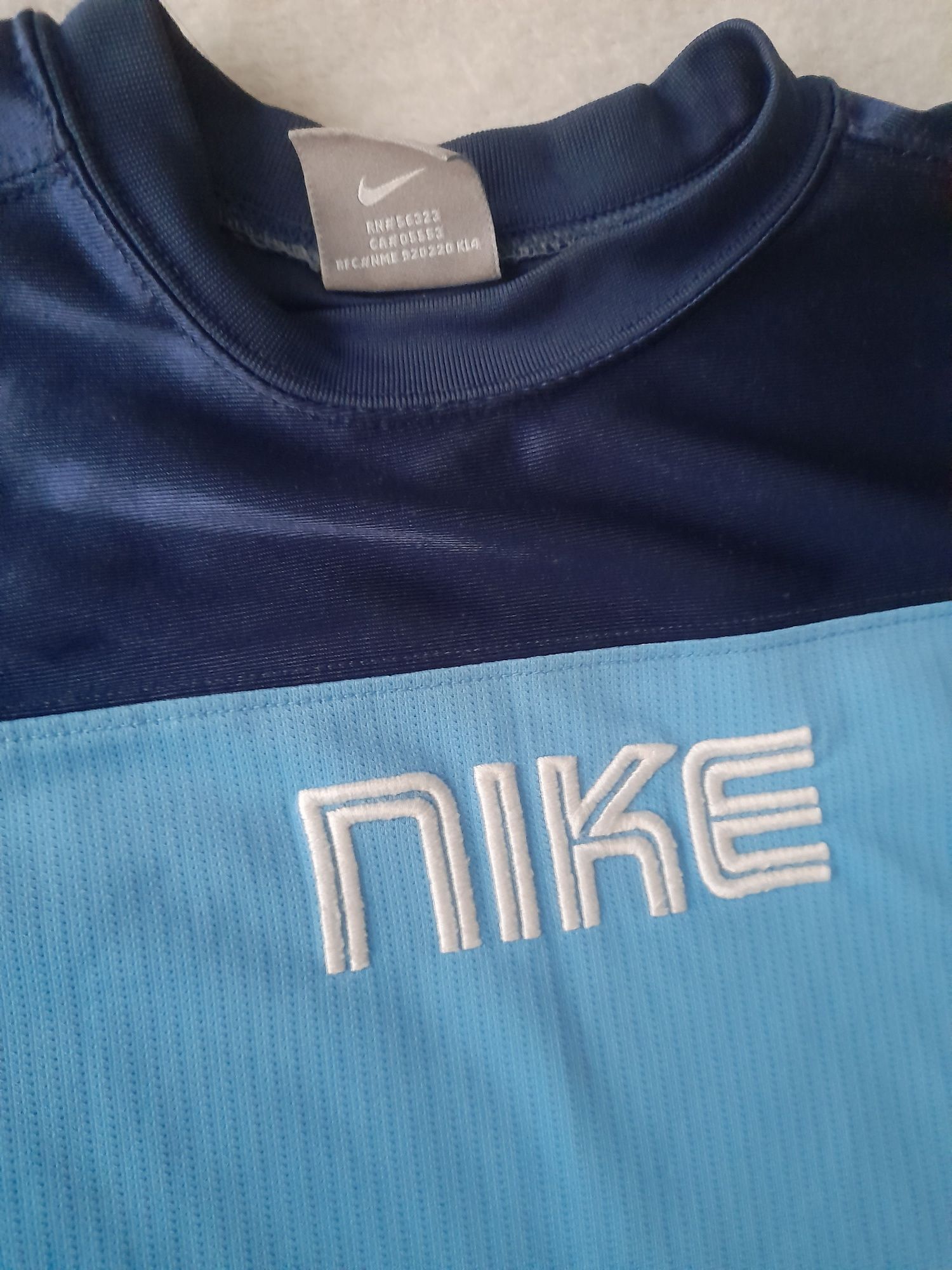Niebieska koszulka Nike r.10-12 lat