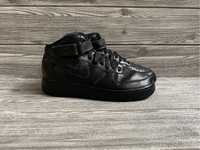 Nike Air Force one mid, triple black, rozmiar 40, stan bardzo dobry