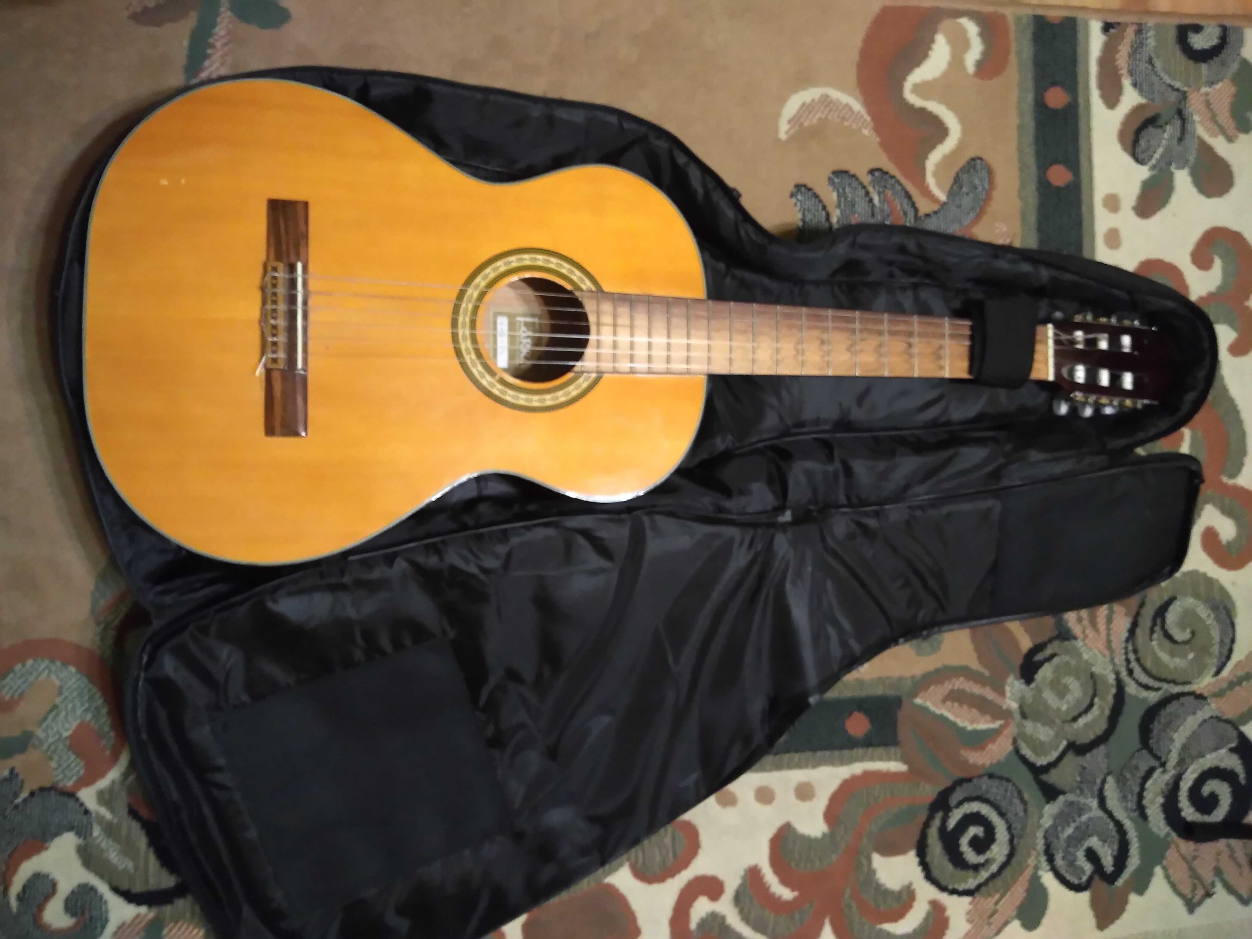 Gitara klasyczna + pokrowiec + stroik