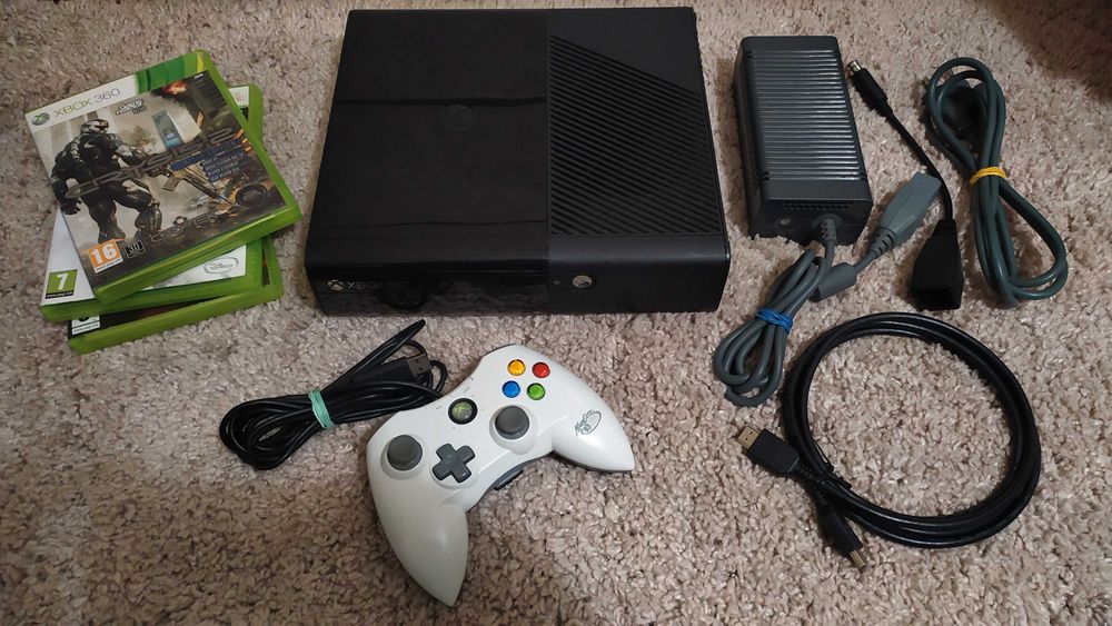 Приставка XBOX 360E [250GB] Полный комплект