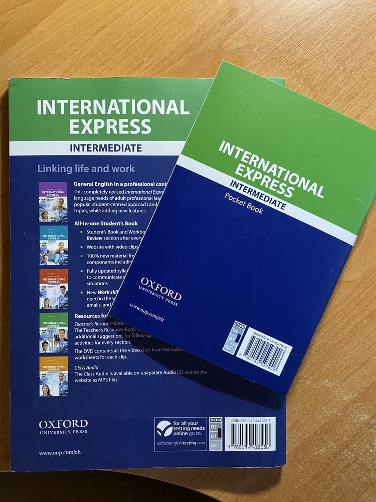książka International Express: Intermediate: Student's Book Pack