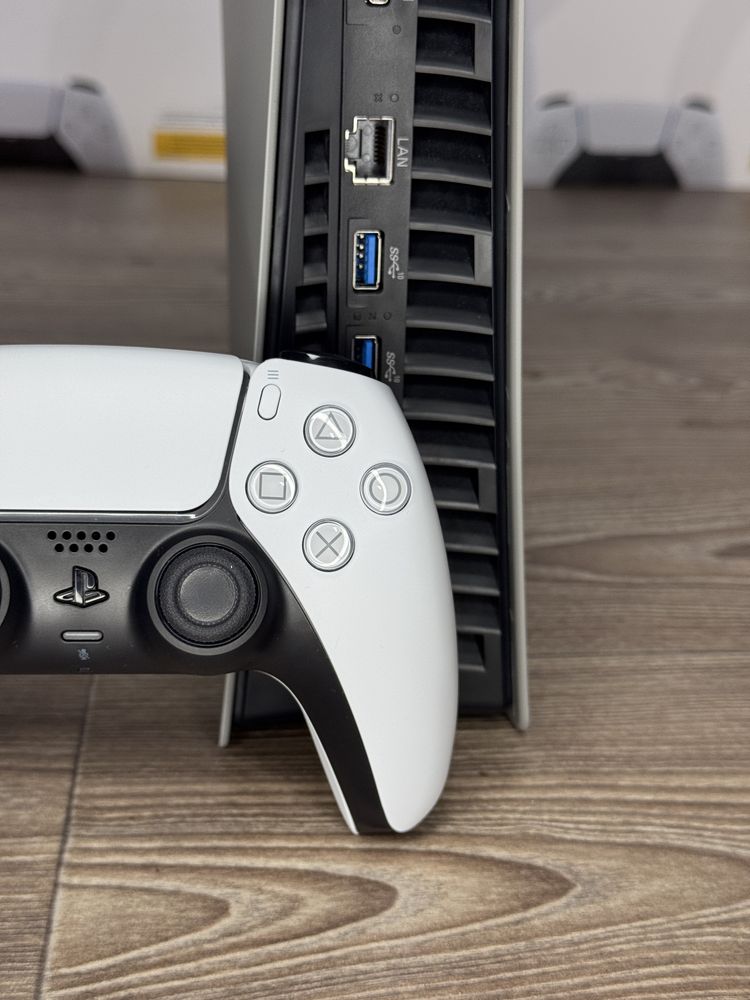 Ps5 slim spider-man та 30th anniversary edition
