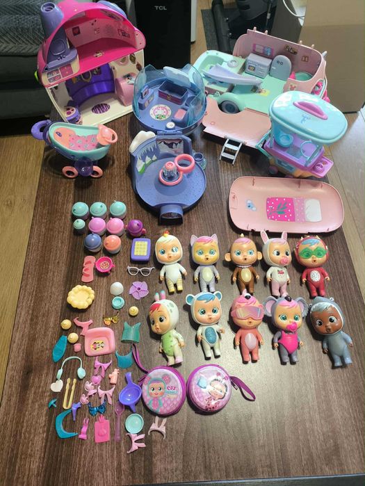 Zestaw Cry Babies - Igloo, Domek, Wózek, Kamper + Laleczki + akcesoria