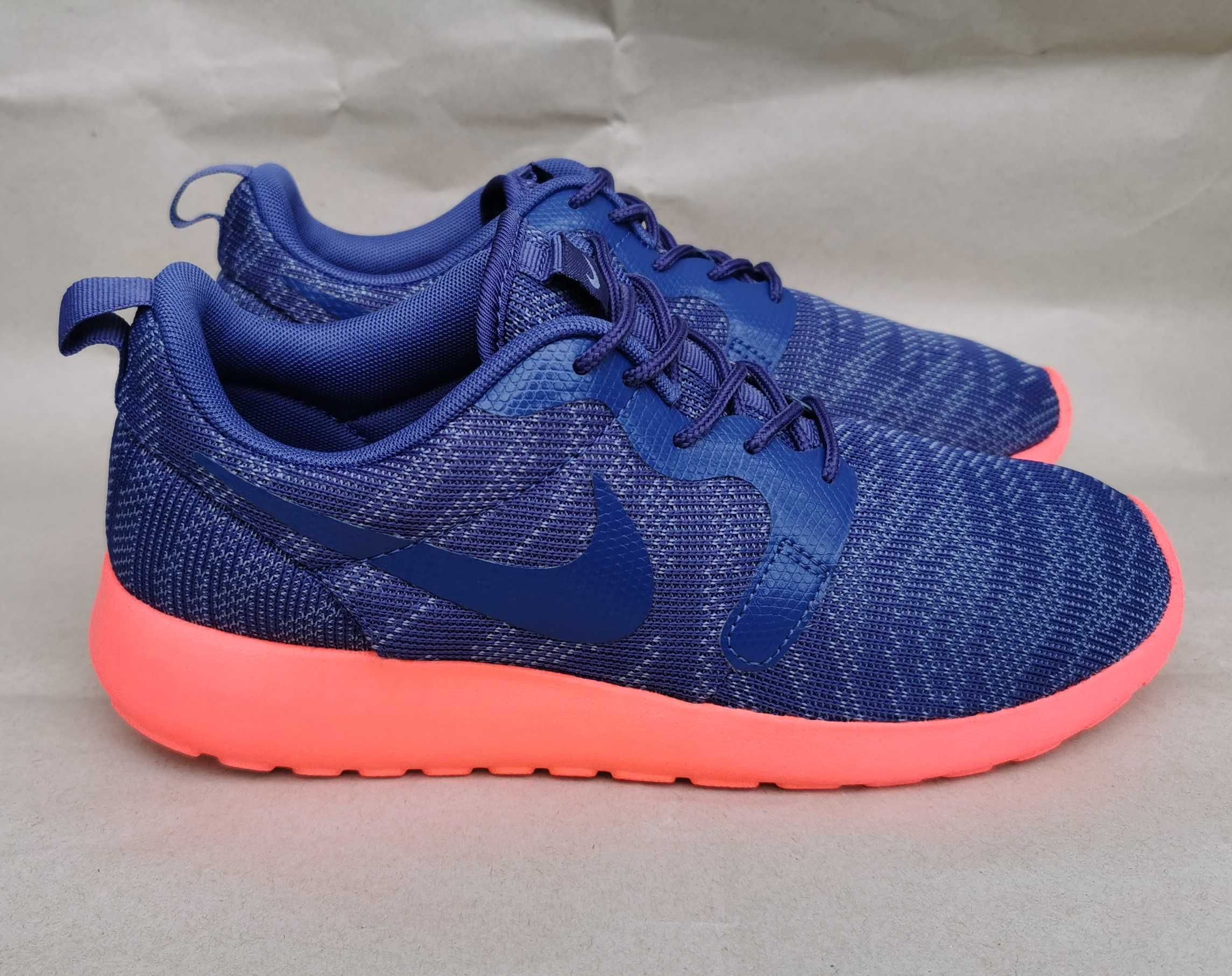 NIKE Rosherun Kjcrd кроссовки 38,5 р. Оригинал