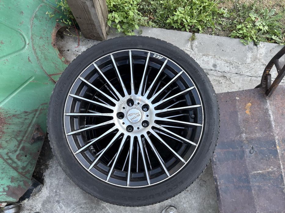 Felgi AEZ 19 cali 5x108 z oponami wielosezonowymi