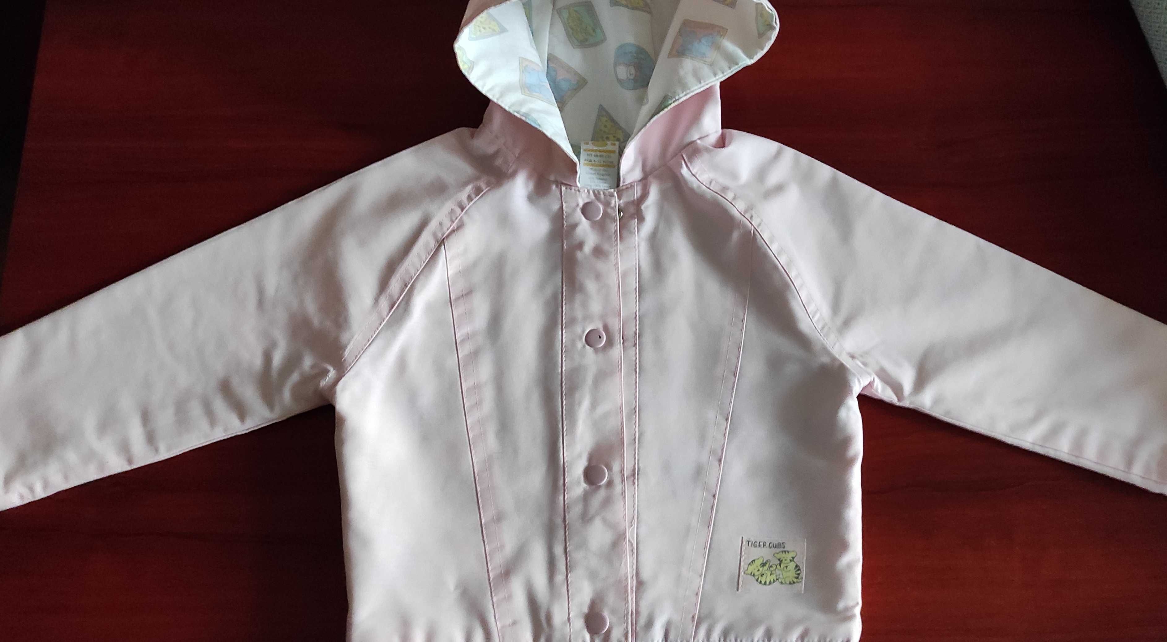 Курточка нежного цвета  на  малышку 12 -18 месяцев
