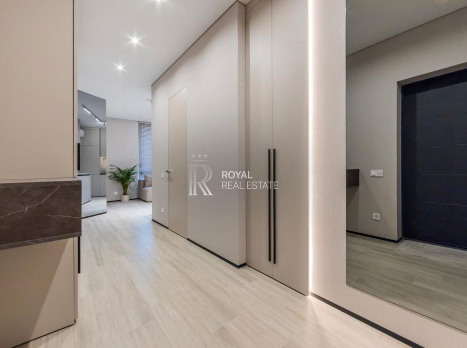 Продаж квартири Київ 2к 43м2 ЖК Новопечерська Вежа вул Михайла Бойчука