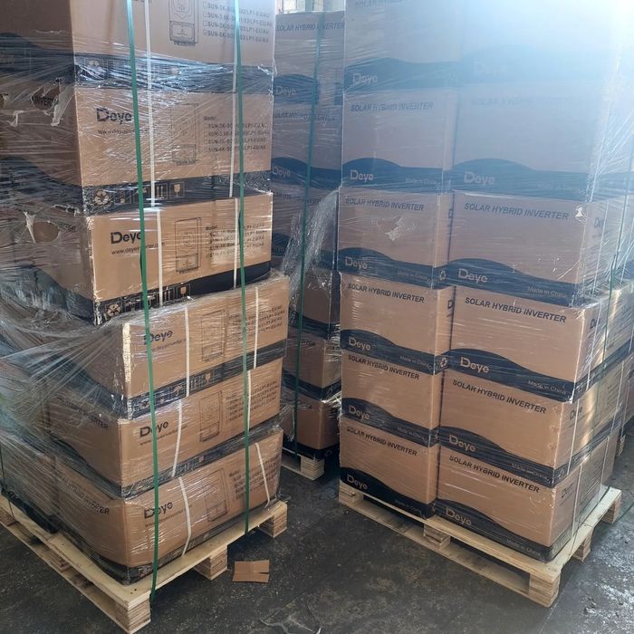 Інвертор Deye  , акамулятори до них літійзалізофосфат та сонячні