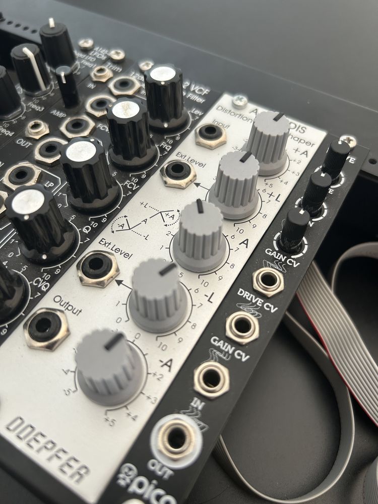 Doepfer A-136 Distortion Waveshaper Eurorack