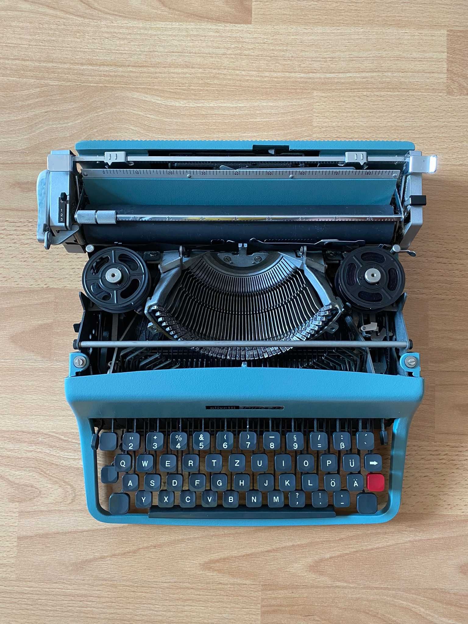 Maszyna do pisania - Olivetti Lettera 32