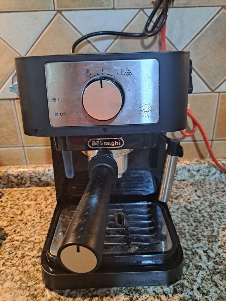 Máquina de café DeLonghi