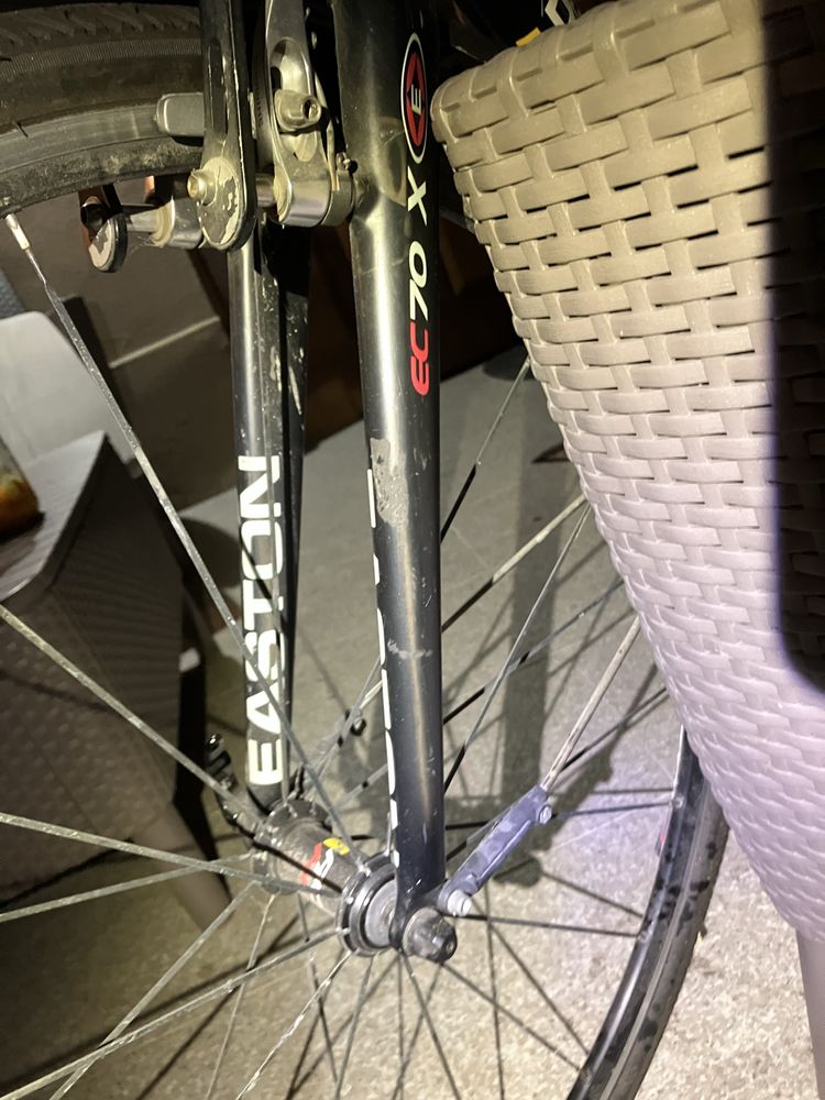 Rower crossowy kolarstwo shimano 105 easton mavic aksium klamkomanetki