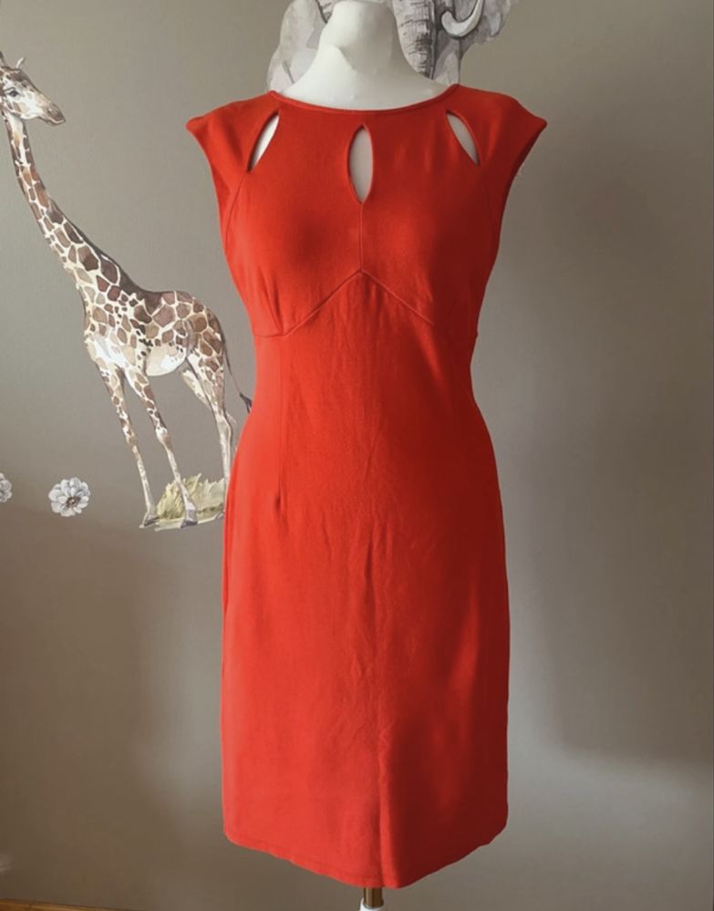 Elegancka czerwona elastyczna wygodna sukienka z wiskozy Wallis 40 M/L