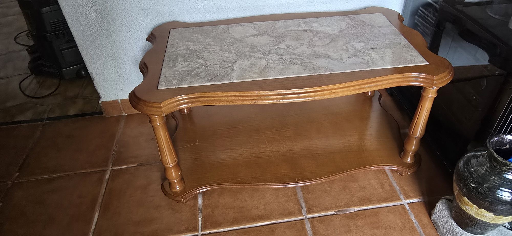 Mesa madeira e mármore
