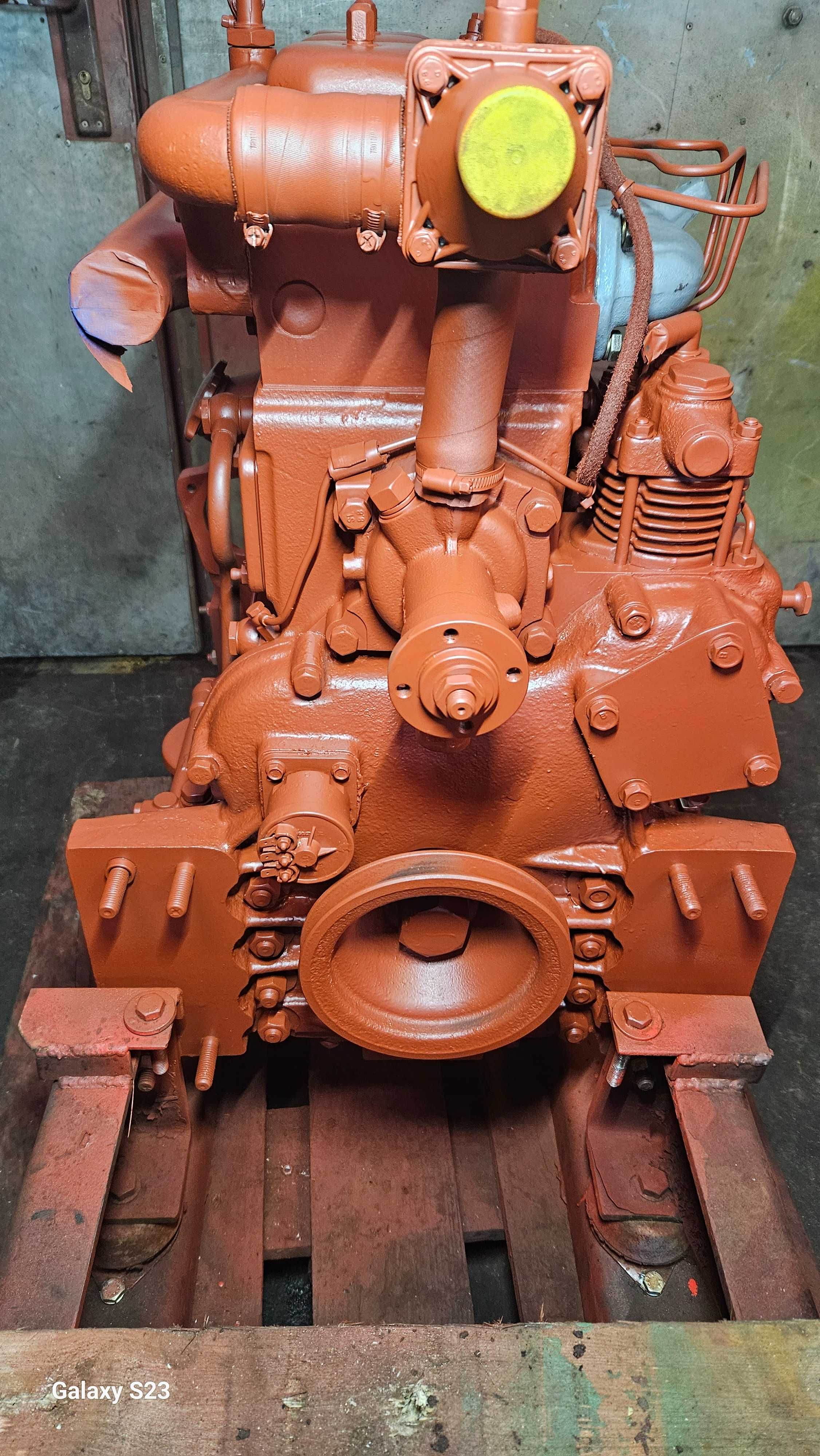 Silnik trzycylindrowy Zetor 5211 -5245