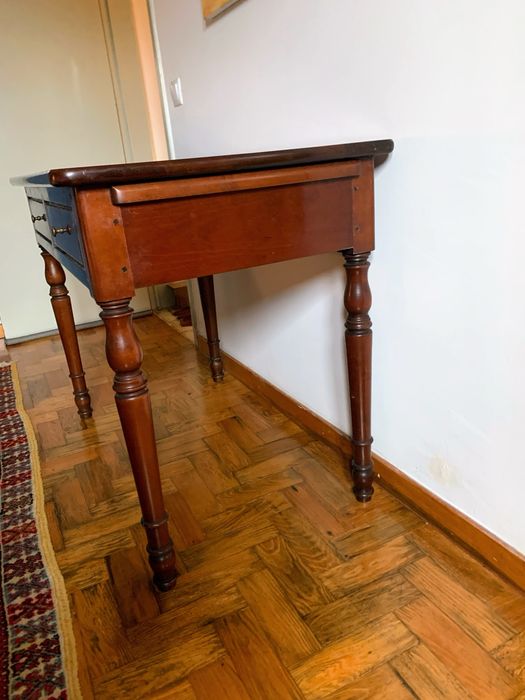 Secretária madeira cerejeira