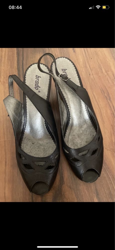 Czarne buty – niski obcas