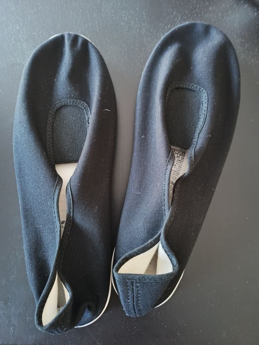 Sapatilhas de ginástica novas