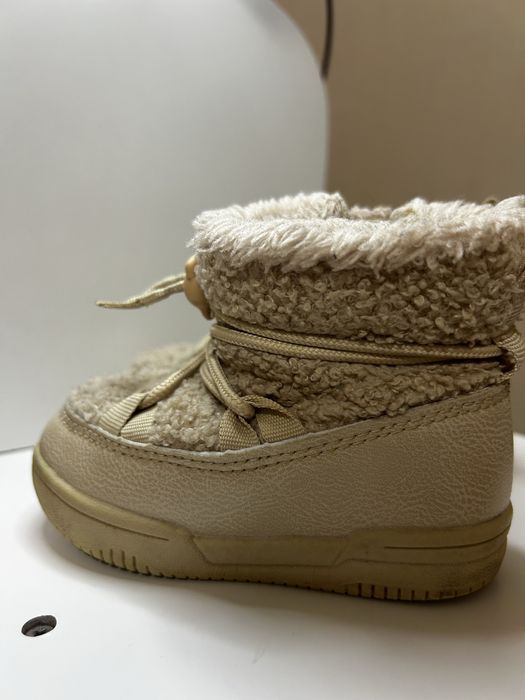 Зимові чоботи дитячі H&M 20-21 розмір