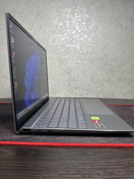Asus ZenBook 14| Ryzen 5 5500u/Geforce Mx 450/1TB SSD/Full HD