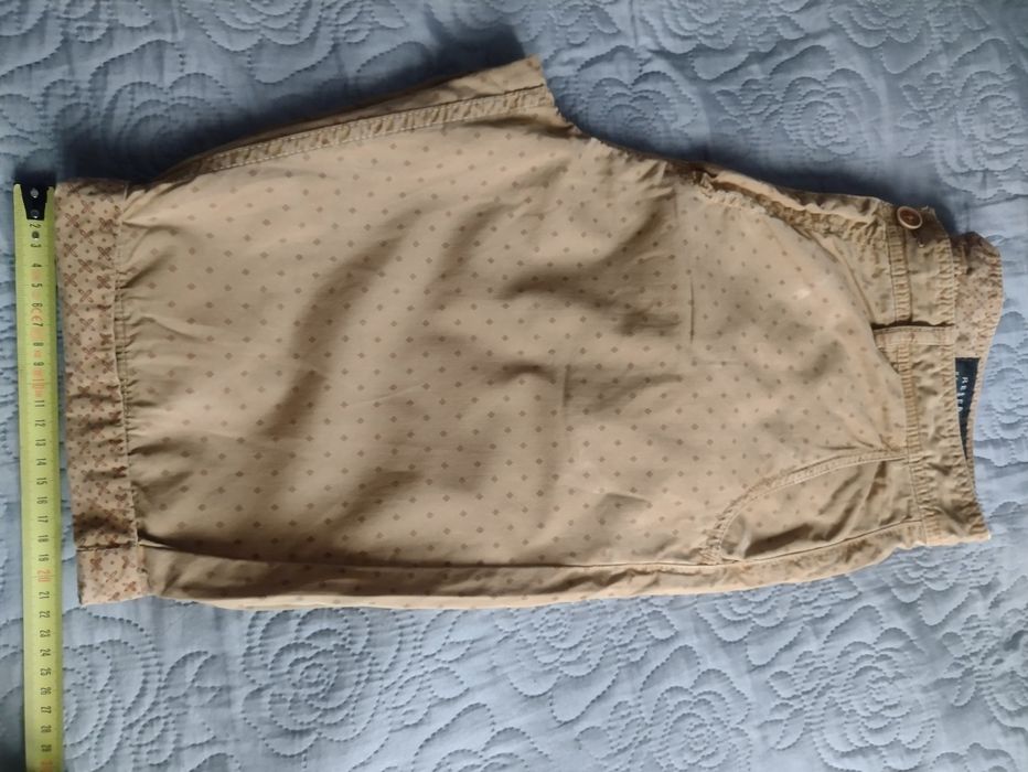 Bawełniane spodenki, szorty kamelowe, męskie 33, Reserved
