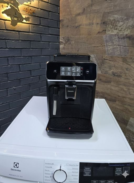 Кавомашина Phillips 2200 series EP2220/10. Ідеальний Капучино!