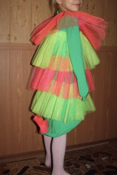 Новорічний (карнавальний, театральний) костюм гусениці. 4-6 років.