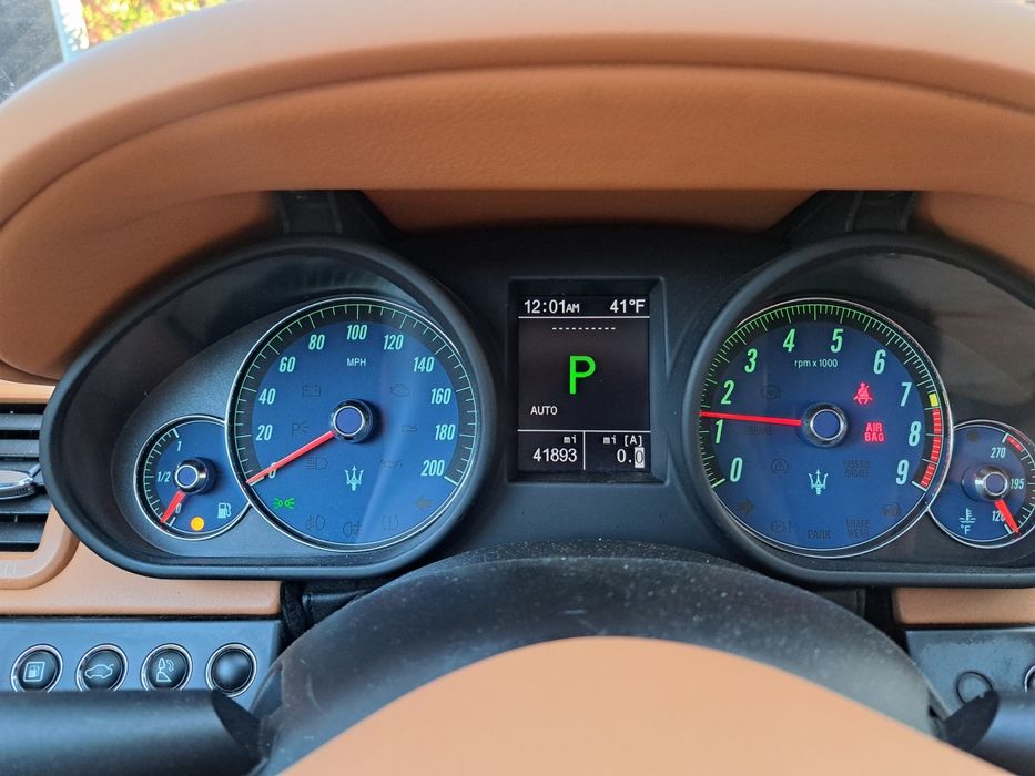 Maserati quattroporte mały przebieg 4.2 skrzynia zf