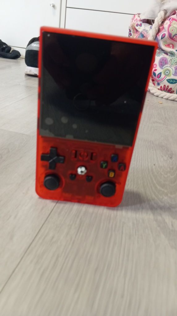 Consola com muitos jogos rs36max