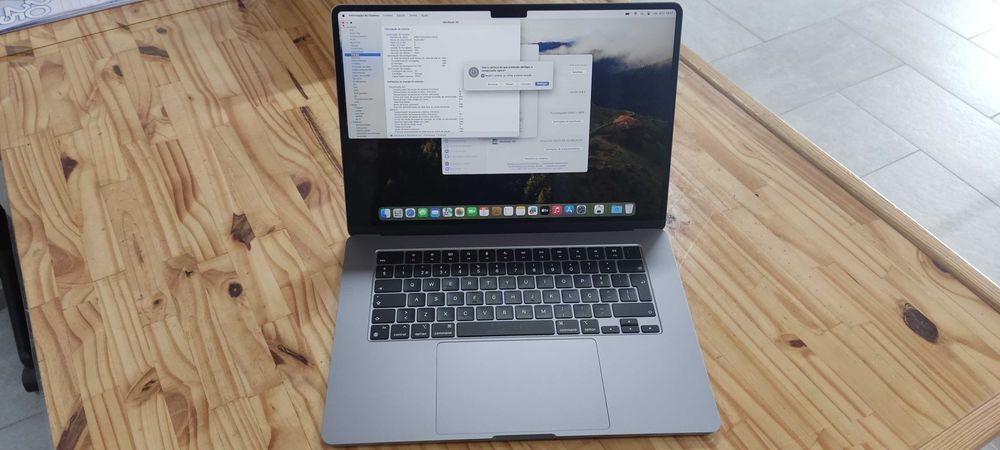 Macbook Air de 15" M3 16GB/512GB -Com Garantia