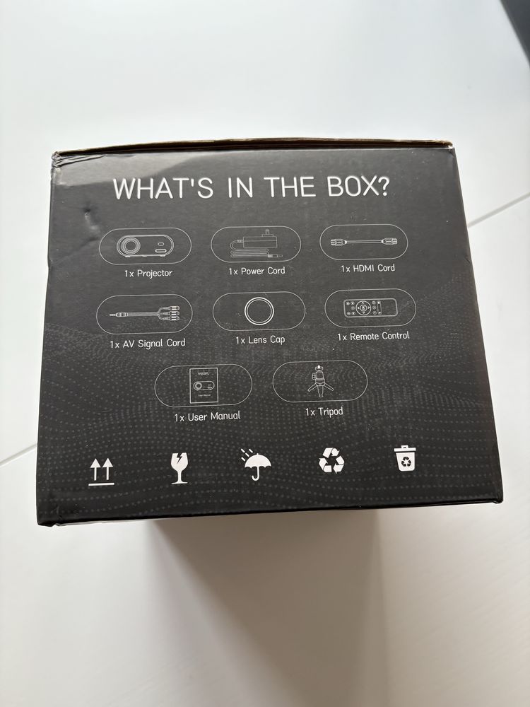 Mini Projector, VISSPL Full HD 1080P Video Projector