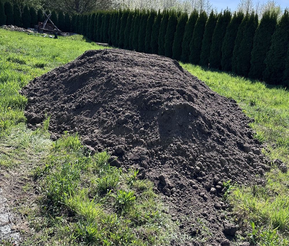 Gruz piasek kamien kliniec otoczak ziemia ogrodowa pod trawnik humus