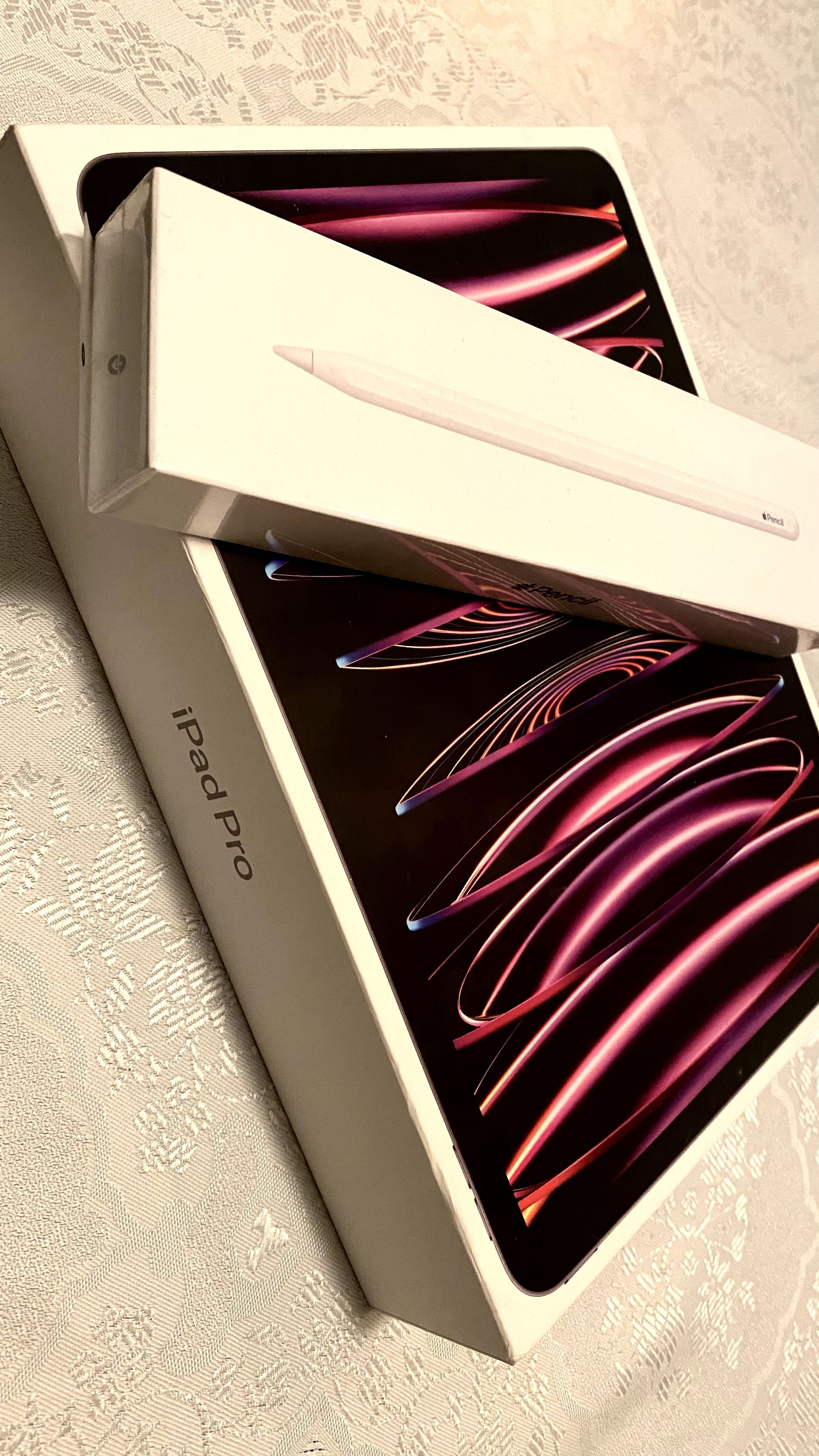 Tablet APPLE iPad Pro 11" 4 gen 128GB + Pencil 2 gen + Etui, Nowy