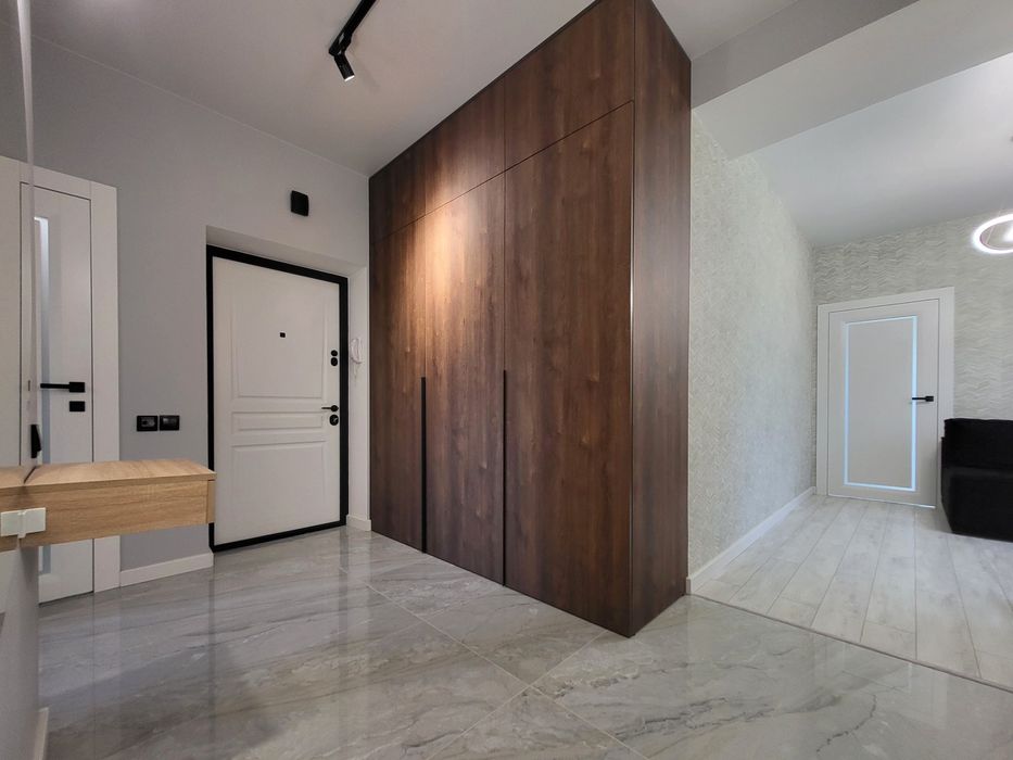 Продається Шикарна 2 кімната квартира в центрі міста.