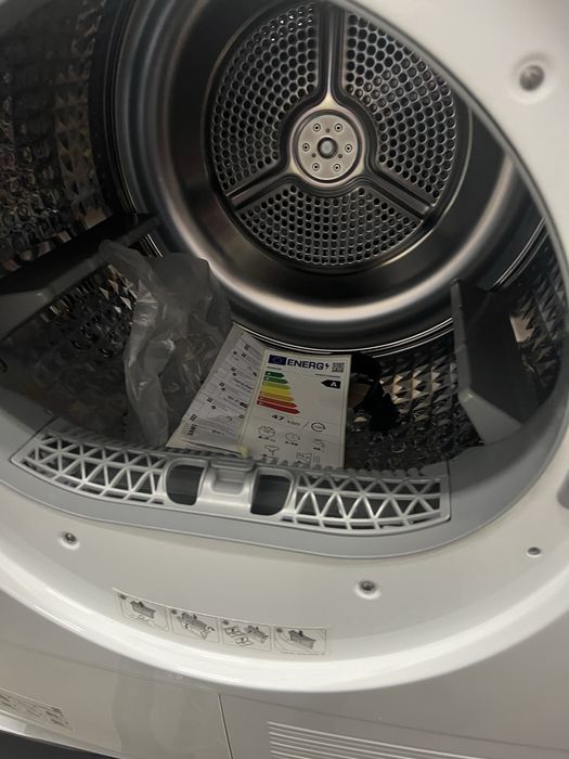 Пральна та сушильна машина від Samsung