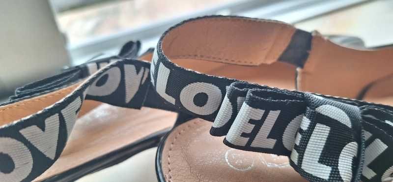 Sapatos pretos verniz