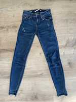 Spodnie jeansy bershka 34